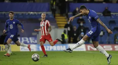 Bek Chelsea, Emerson Palmieri mencetak gol kedua timnya ke gawang Atletico Madrid 2-0 pada leg kedua 16 besar Liga Champions di Stadion Stamford Bridge, Inggris, Kamis dinihari WIB (18/3/2021). Chelsea akhirnya lolos ke perempat final setelah mengalahkan Atletico Madrid 2-0. (AP Photo/Matt Dunham)