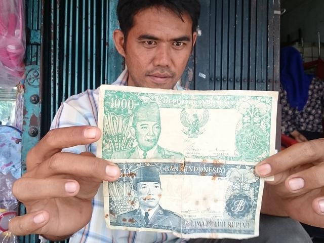 Mimpi Menemukan Uang Kertas Lama : Apakah anda ingin tahu tafsir mimpi?