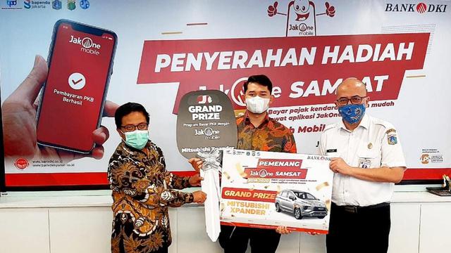 Bank Dki Tawarkan Pembayaran Pajak Kendaraan Bermotor Via Aplikasi Bisnis Liputan6 Com
