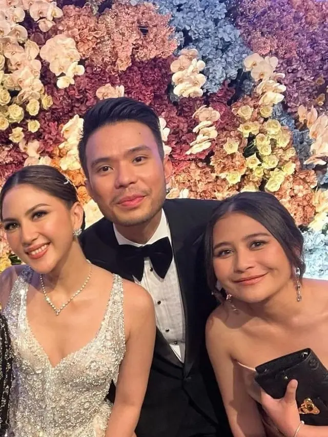 Resepsi Jessica Mila dan Yakub Hasibuan