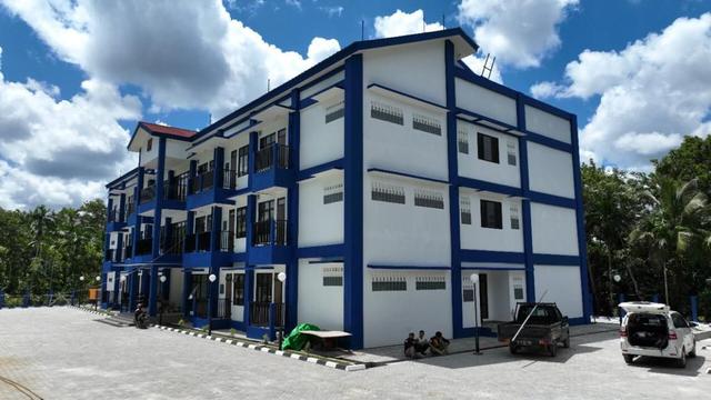 Kementerian PUPR meresmikan Rumah Susun (Rusun) Kampus Sekolah Tinggi Agama Islam (STAI) Mempawah di Desa Pasir, Kecamatan Mempawah HIlir, Kabupaten Mempawah, Kalimantan Barat. (Dok Kementerin PUPR)
