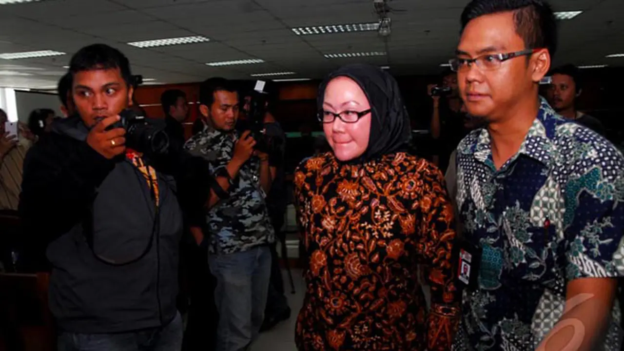 Ratu Atut Bantah Suap Akil Mochtar