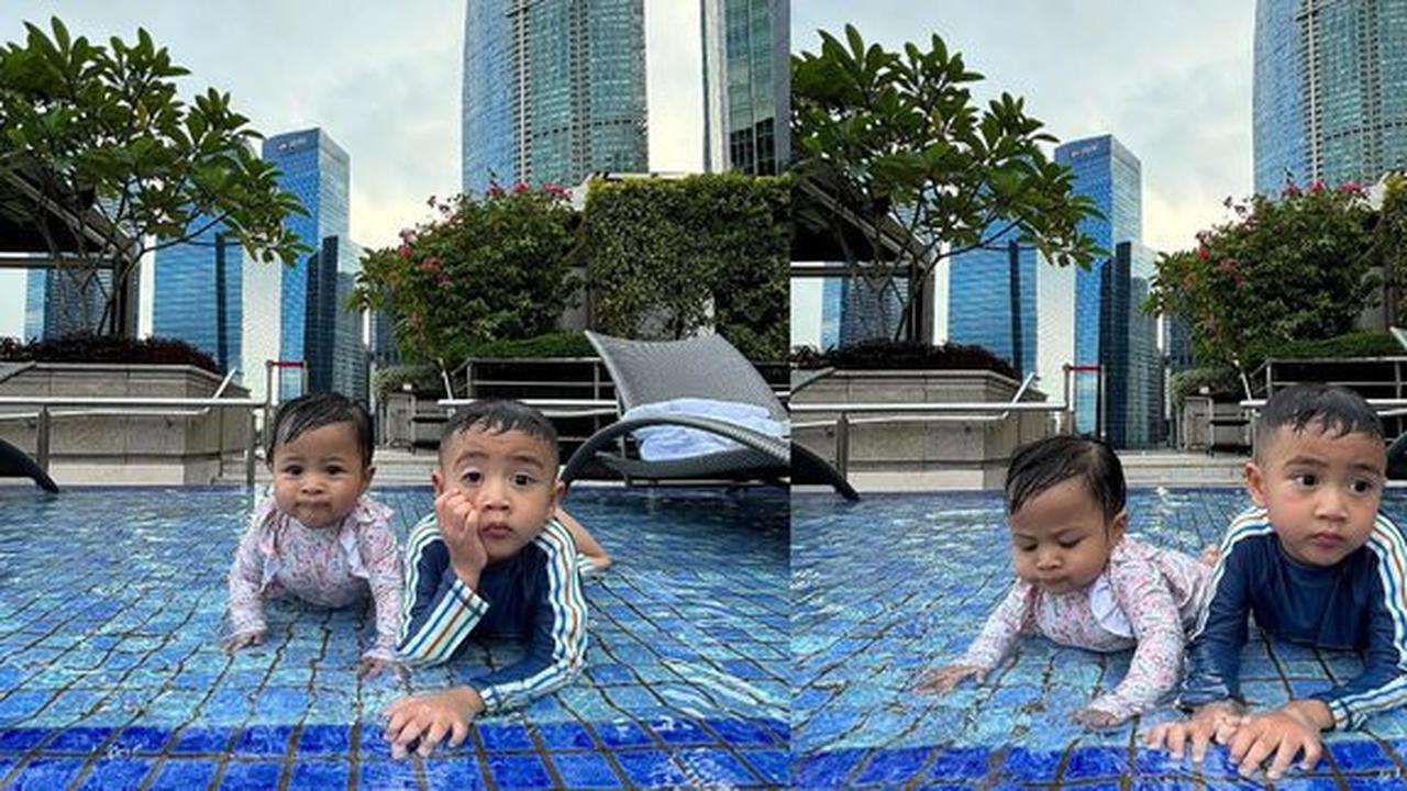 5 Potret Rayyanza Berenang Bareng Lily, Tampilan dan Ekspresi Keduanya Bikin Gemas