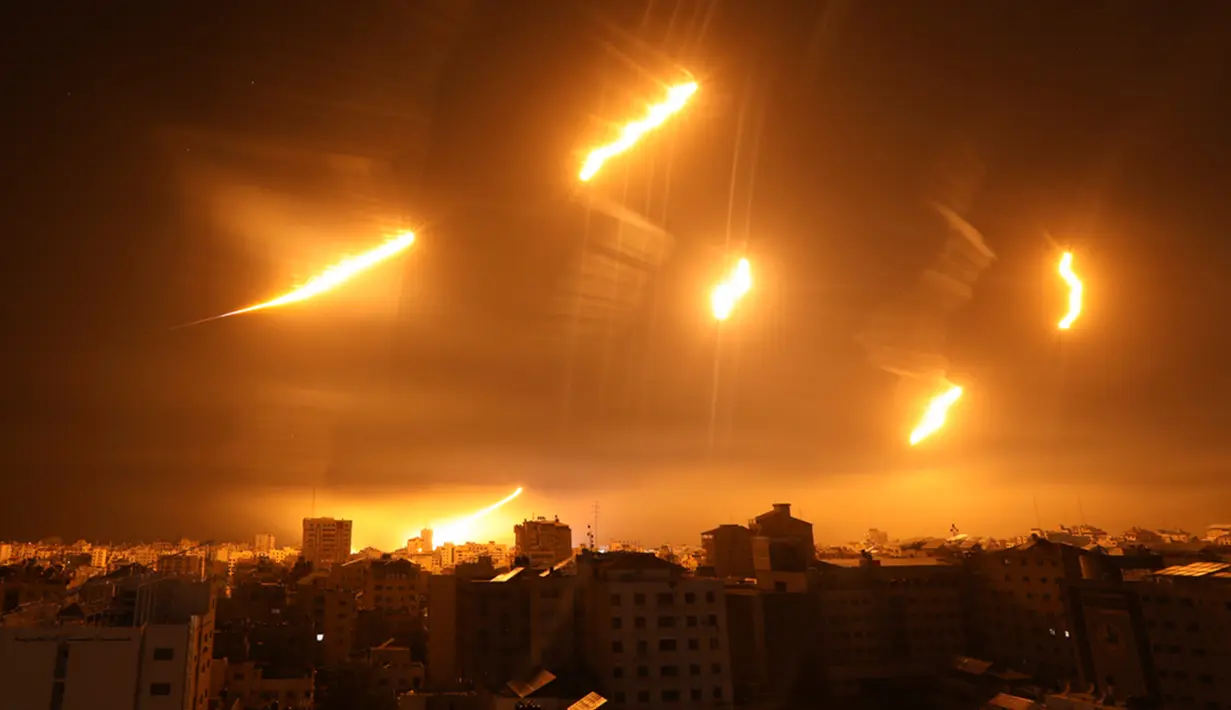 Pada Senin (6/11/2023), sejumlah pemimpin badan Perserikatan Bangsa-Bangsa (PBB) mendesak gencatan senjata demi kemanusiaan hampir sebulan setelah perang antara Israel dan kelompok militan Palestina Hamas di Gaza. (AP Photo/Abed Khaled)