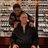 Potret perayaan ulang tahun ayah Baim Wong (Sumber: Instagram/@baimwong)