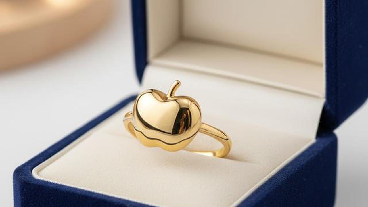 7 Model Cincin Emas Apel 2025, dari Simpel Elegan hingga Mewah