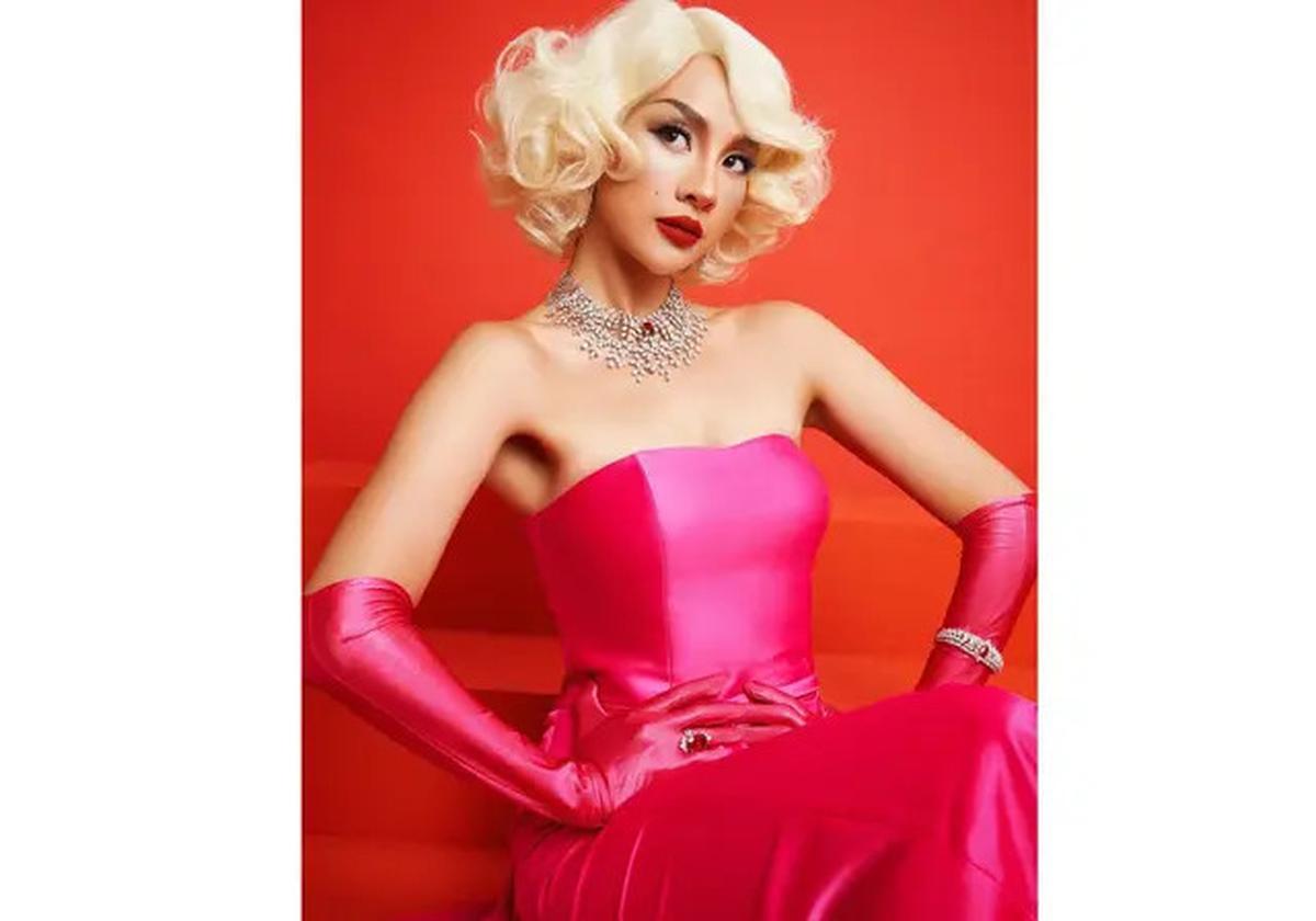 6 Potret Anya Geraldine Bergaya Ala Marilyn Monroe, Totalitas Banget