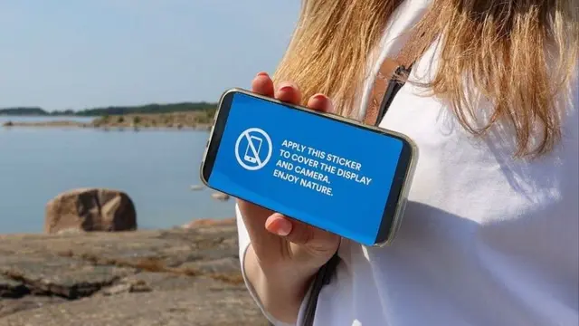 Pulau Ulko-Tammio di Finlandia mendesak pengunjung untuk mengabaikan layar ponsel