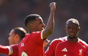 2 Penyerang Liverpool Absen Lawan Manchester City?