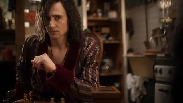 Only Lovers Left Alive (2013)
