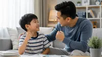 10 Kalimat yang Tidak Boleh Diucapkan ke Anak Meski Terdengar Positif