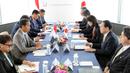 Jokowi juga membahas sejumlah hal terkait peningkatan kemitraan kedua negara salah satunya, mengenai Indonesia-Japan Economic Partnership Agreement (IJEPA). Indonesia berharap perundingan terkait IJEPA dapat diselesaikan pada September 2023. (JAPAN POOL/JIJI PRESS)
