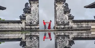 [Instagram/lydiakandou_]