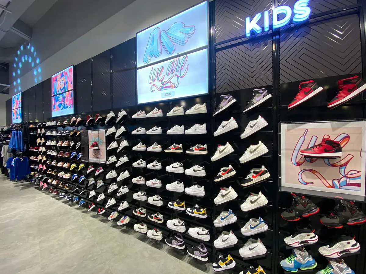 Tekno footlocker hotsell