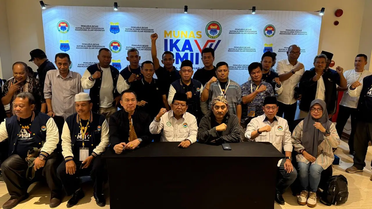 Penyelenggaraan Musyawarah Nasional VII Pengurus Besar Ikatan Keluarga Alumni Pergerakan Mahasiswa Islam Indonesia (Munas VII PB IKA PMII) diskors sementara.