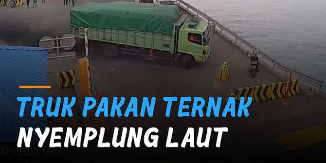 VIDEO: Detik-Detik Truk Pakan Ternak Nyemplung Laut di Pelabuhan Merak