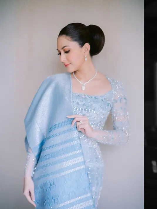 Sebelum resmi menikah, Jessica Mila menjalani serangkaian adat batak. [Instagram/jscmila]