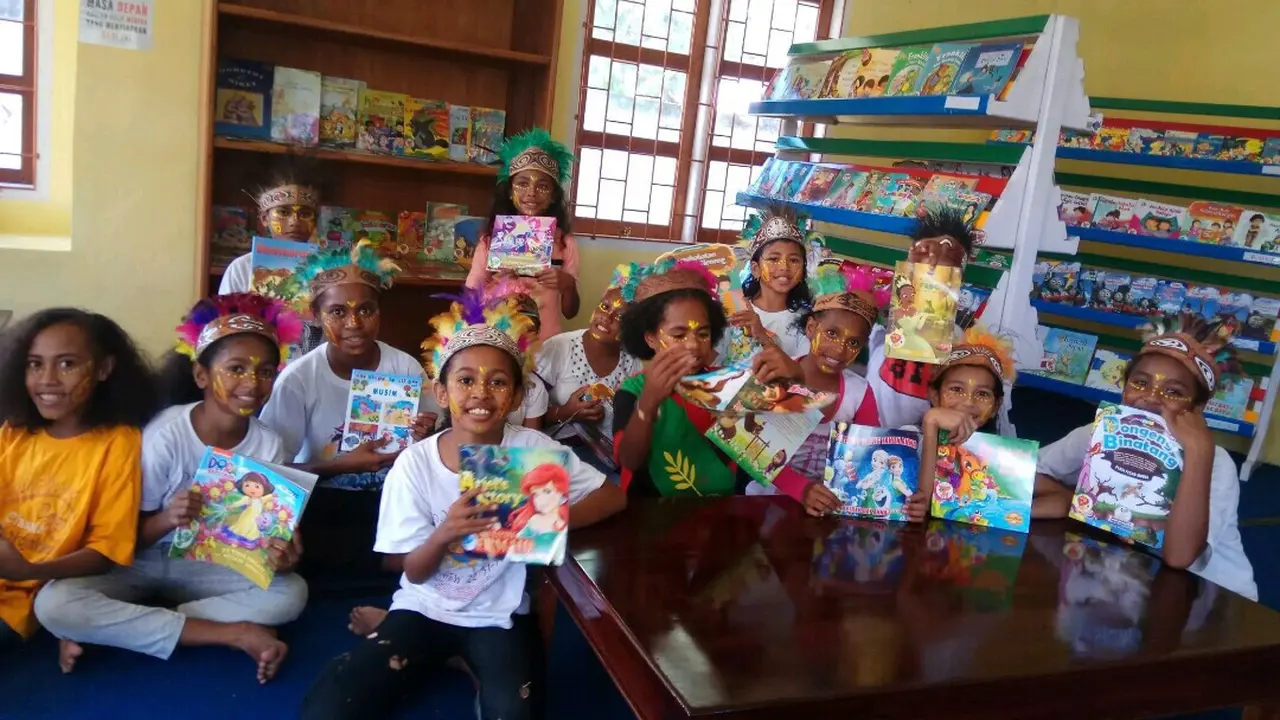1300 Judul Buku Untuk Anak SD Banjiri Sentani, Papua 