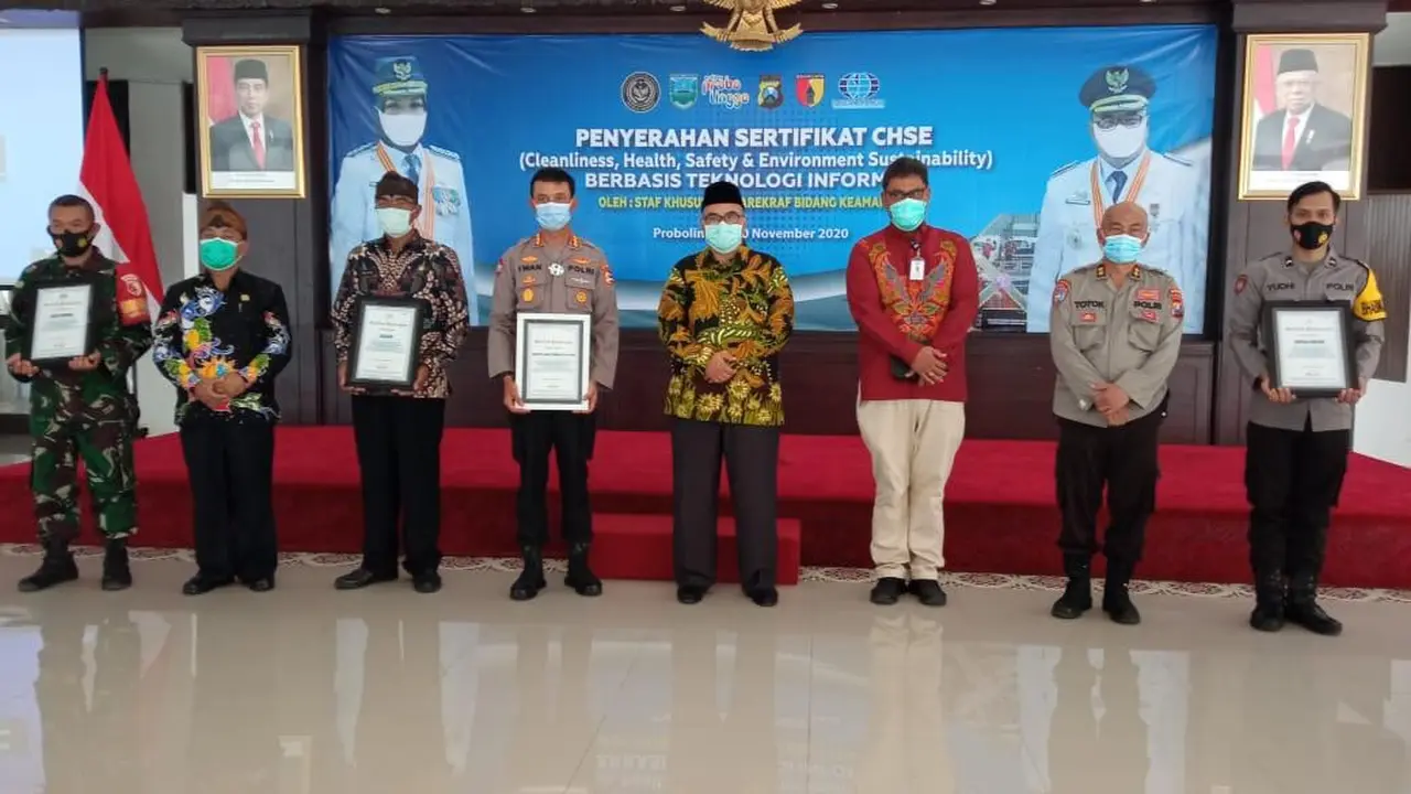 PT Surveyor Indonesia (Persero) menganugerahkan penghargaan bagi tiga pilar desa