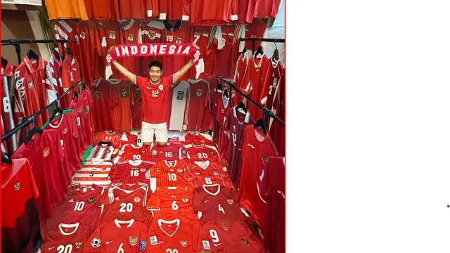 Bekti Nugroho kolektor jersey timnas (sumber Ig @bektinugroho)