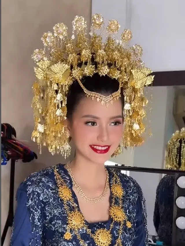 Sarah Menzel Baju Pengantin