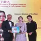 Menko PMK Puan Maharani dianugerahi penghargaan tertinggi dari Majalah Her Times. (Dok Kementerian Koordinator Bidang Pembangunan Manusia dan Kebudayaan)