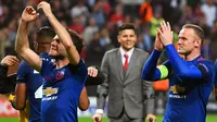 Dua Kesan Mata Saat Bawa Manchester United Juarai Liga Europa