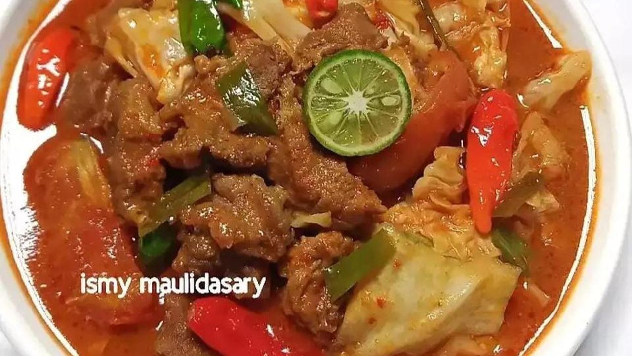 <b>7. Tongseng Sapi Kuah Pedas</b><br>