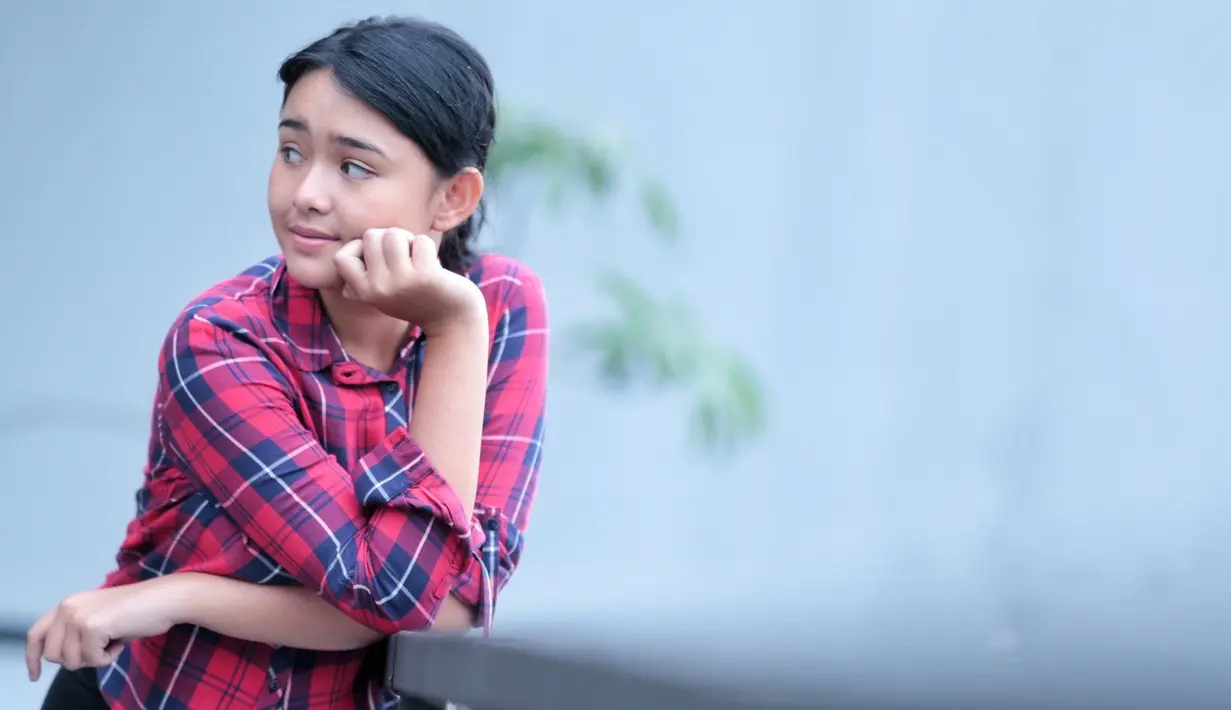 Sinetron unggulan SCTV, Mermaid in Love akan segera tayang season ke-2. Banyak kejutan yang akan dihadirkan pada season 2 ini. Hal itu dikabarkan oleh salah satu pemerannya, Amanda Manopo. (Adrian Putra/Bintang.com)