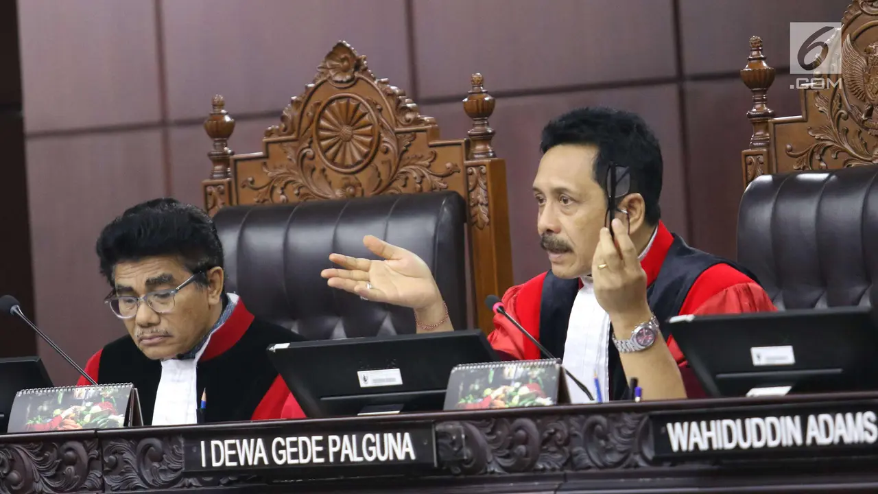 MK Gelar Sidang Uji UU BUMN