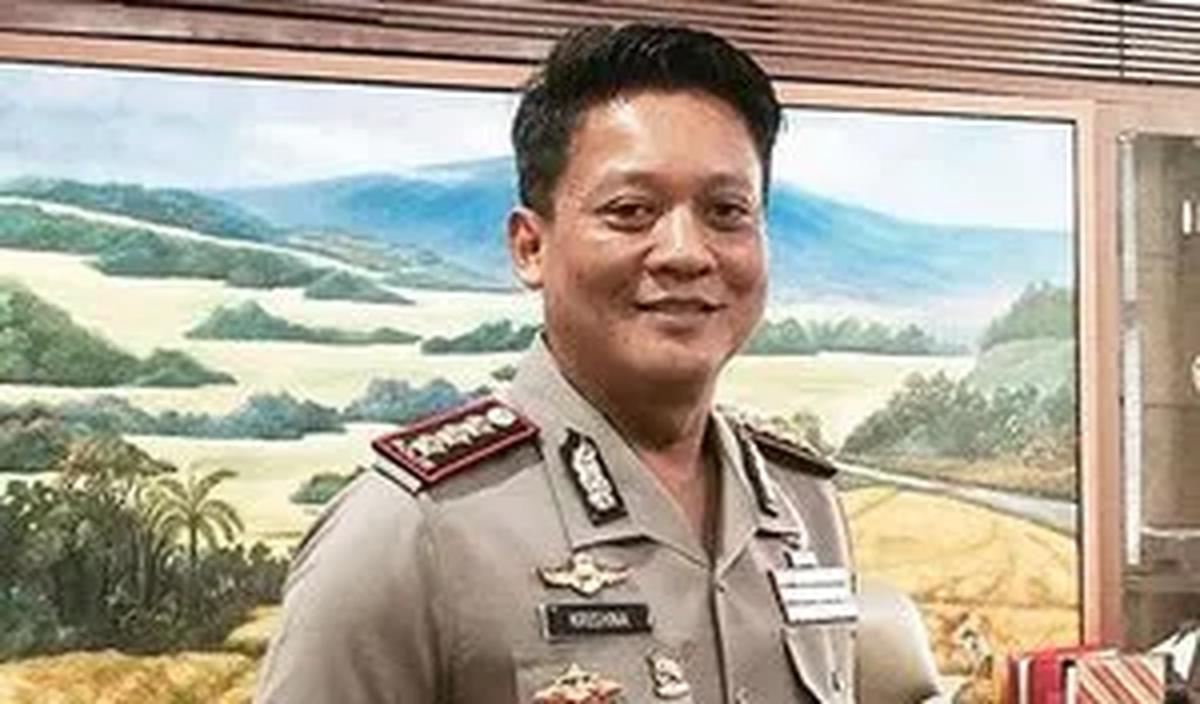 Menariknya, Krishna juga menyatakan bahwa dirinya akan memblokir siapapun yang berkomentar ‘bola’ dan yang mengatakan bahwa dirinya ganteng.