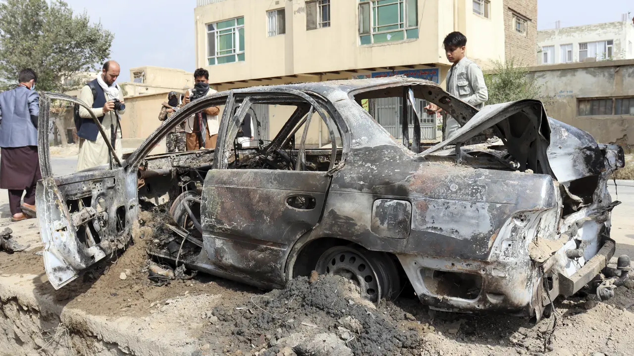 Serangan Roket Hantam Lingkungan di Dekat Bandara Internasional Kabul
