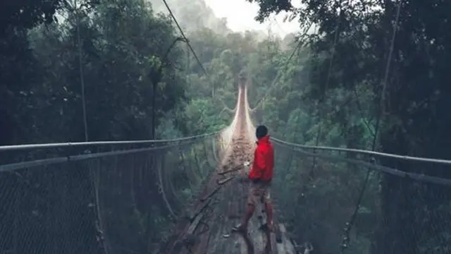 Ini Penampakan Jembatan Gantung Terpanjang di Sukabumi