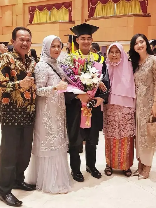 6 Potret Drajad Djumantara Kekasih Febby Rastanty yang Seorang Polisi (Sumber: Instagram/sumiyarti_pru)