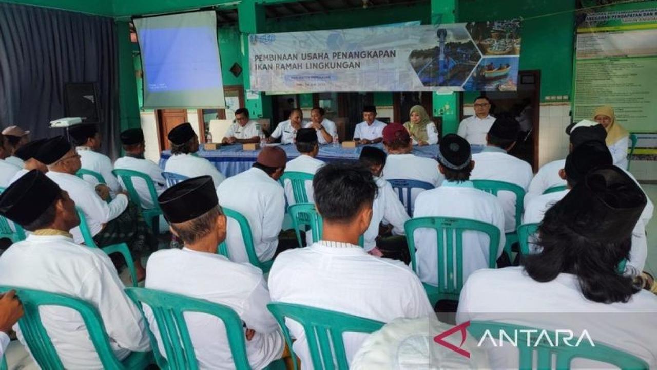 Pemkab Pamekasan Gencarkan Pembinaan Teknik Penangkapan Ikan Ramah Lingkungan untuk Nelayan