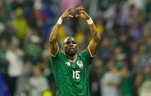 Man of the Match Meksiko vs Ekuador: Julian Quinones Bersinar, Bawa El Tri ke Babak 16 Besar