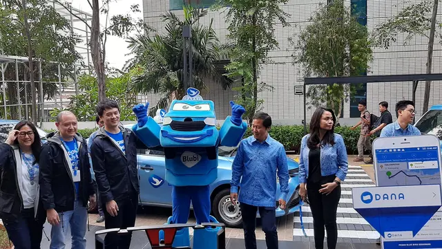 PT Blue Bird Tbk menggandeng dompet digital DANA, sebagai salah satu alternatif metode pembayaran nontunai di aplikasi My Bluebird.