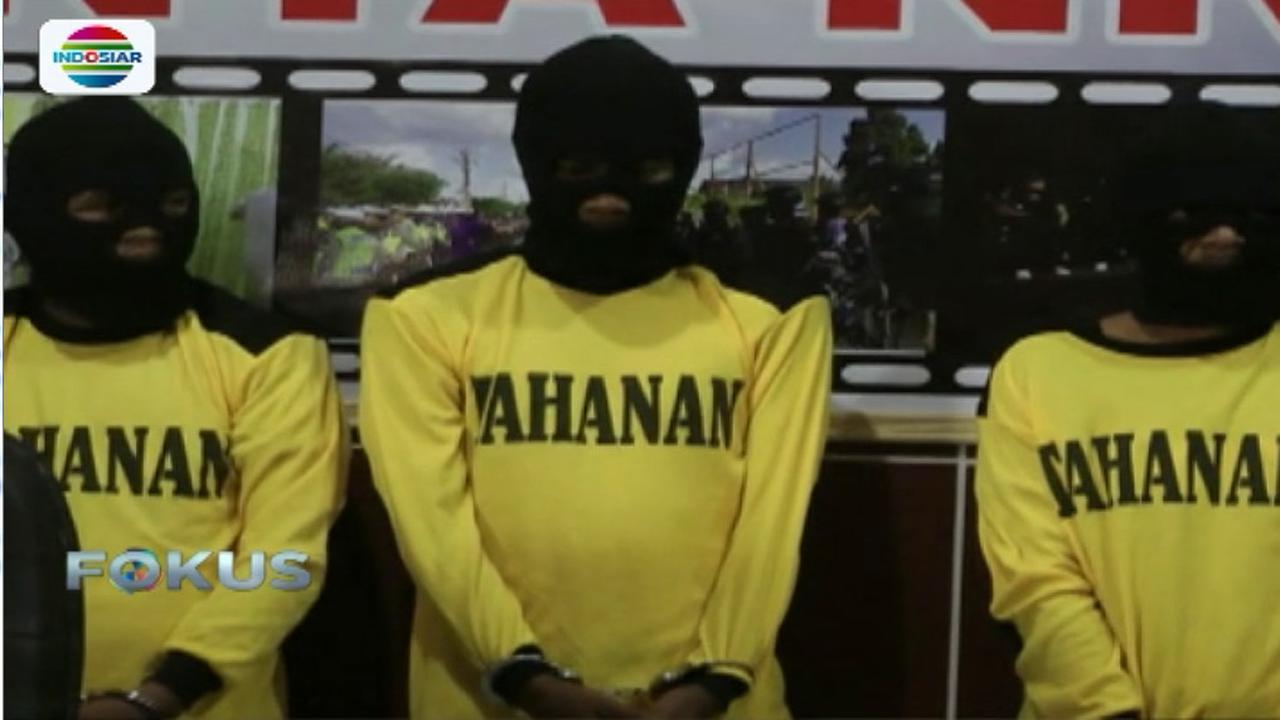 Upah Bakar Sekolah, Pelaku Diberi Uang 500 Ribu dan HP 