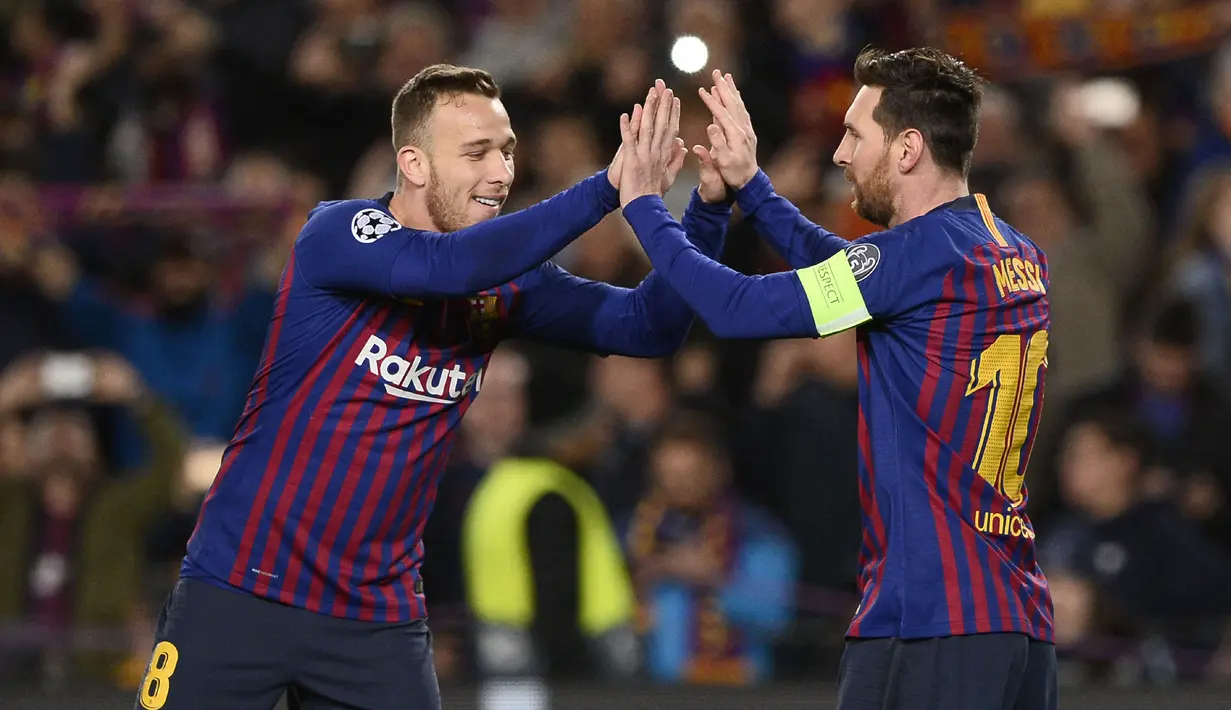 Arthur Melo bergabung dengan Barcelona pada tahun 2018 dan pernah merasakan satu tim bersama mega bintang Lionel Messi. Dua tahun berselang ia pindah ke Juventus dan menjadi rekan Cristiano Ronaldo. (Foto: AFP/Josep Lago)