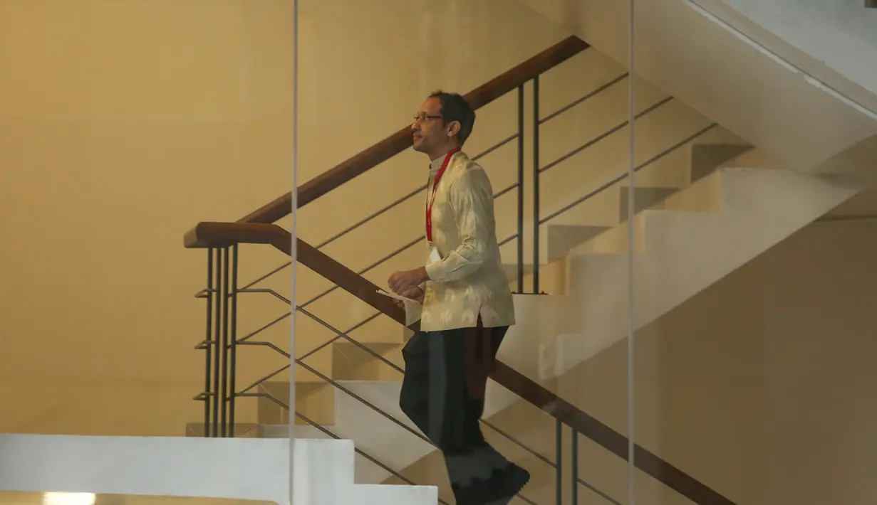 Setibanya di gedung Merah Putih Komisi Pemberantasan Korupsi (KPK), Nadiem tak terlalu banyak berkomentar. (merdeka.com/Arie Basuki)