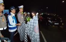 Kakorlantas Resmi Lepas Pemudik Jalur Oneway KM 72 Hingga KM 414 Kalikangkung