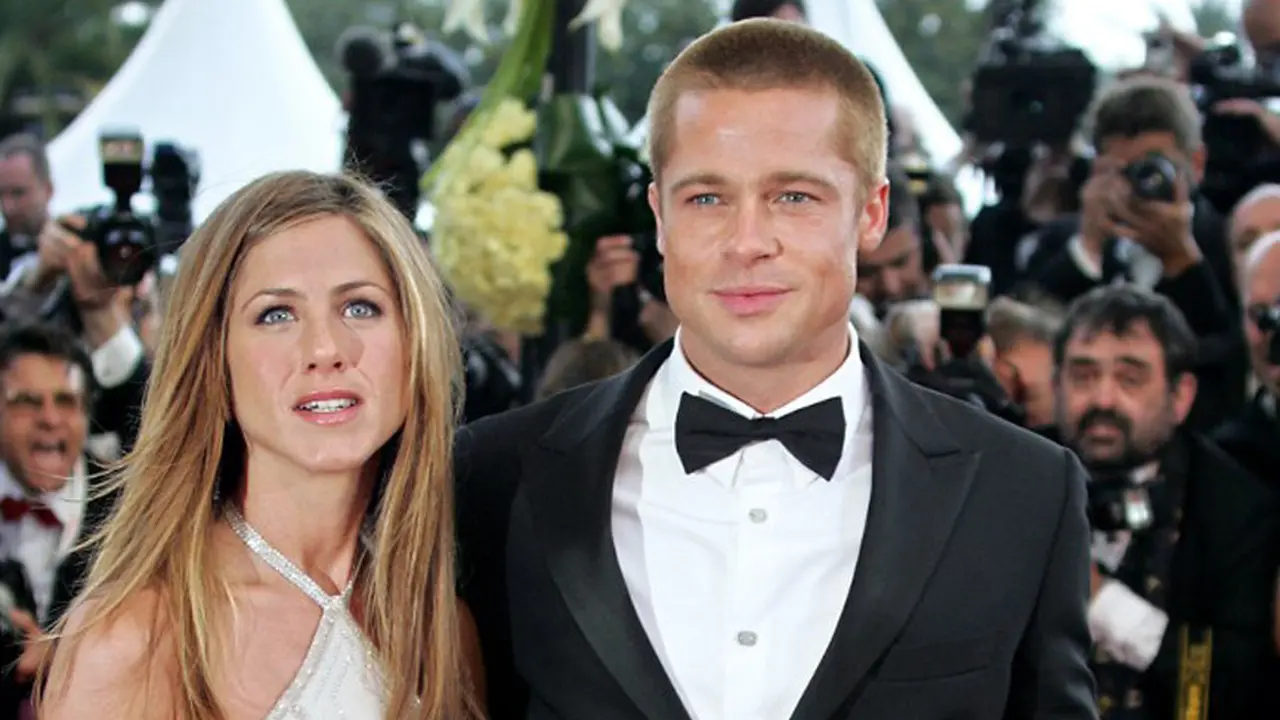 [Bintang] Brad Pitt dan Jennifer Aniston