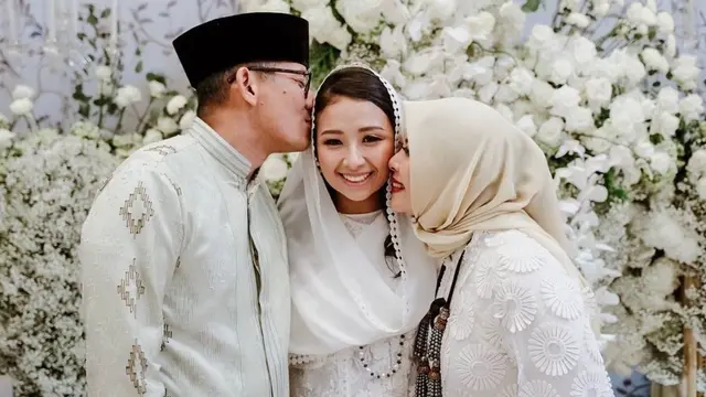 Sandiaga Uno dan Nur Asia melepas putri sulung mereka, Atheera yang sebentar lagi menikah