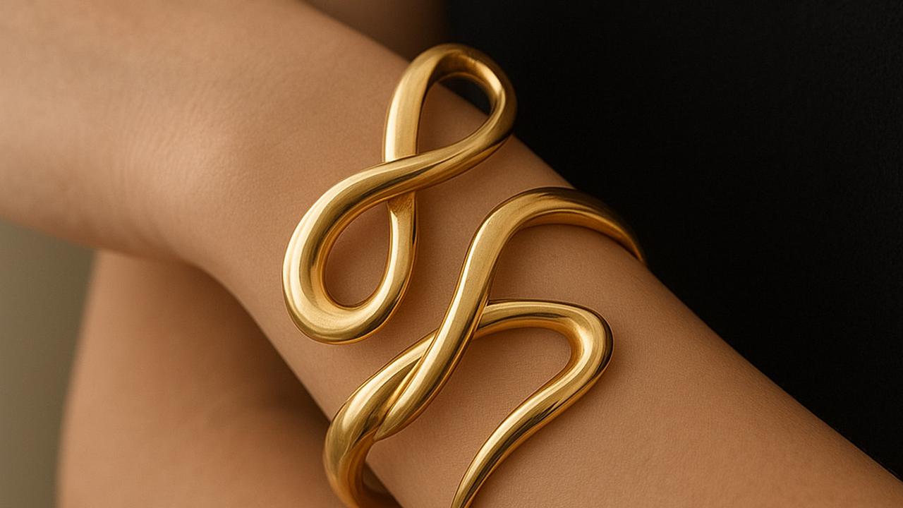 Gelang Cuff Sculptural Abstrak Gelombang / Pola Organik