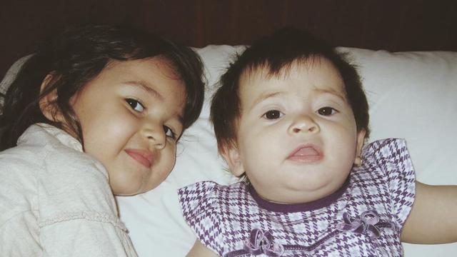 6 Potret Masa Kecil Sandrina Michelle dan Richelle, Bikin Gemas