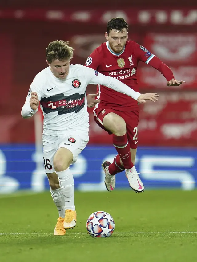 Liverpool Bungkam Midtjylland 2-0 di Anfield