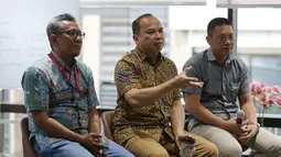 Ketua Bidang Technical Support Ronald T. Andi Kasim, saat konferensi pers mengenai enam anggota AFPI yang sukses berintegrasi pada layanan Fintech Data Center di Jakarta, Rabu (5/2/2020). Integritas ini dapat mencegah calon nasabah melakukan peminjaman berlebih. (Liputan6.com/Fery Pradolo)