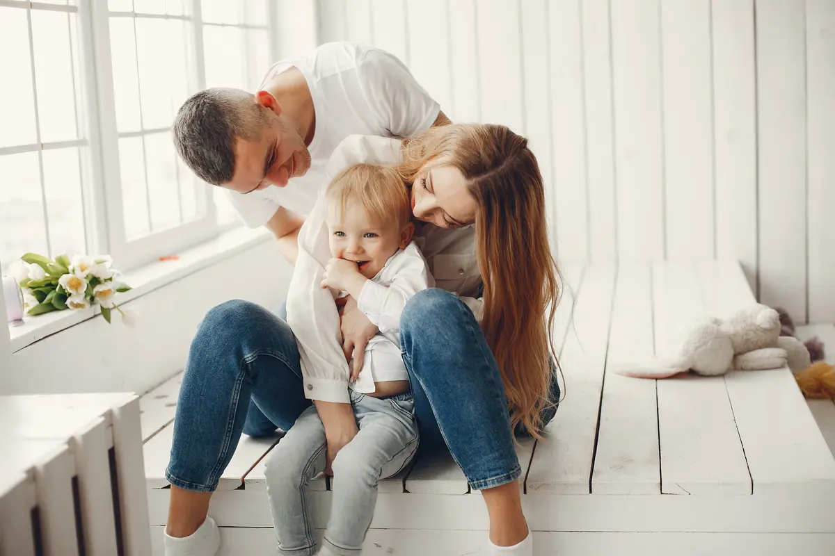 4 Gaya Parenting yang Dipercaya Bisa Meningkatkan Kecerdasan Anak (photo by freepik.com)