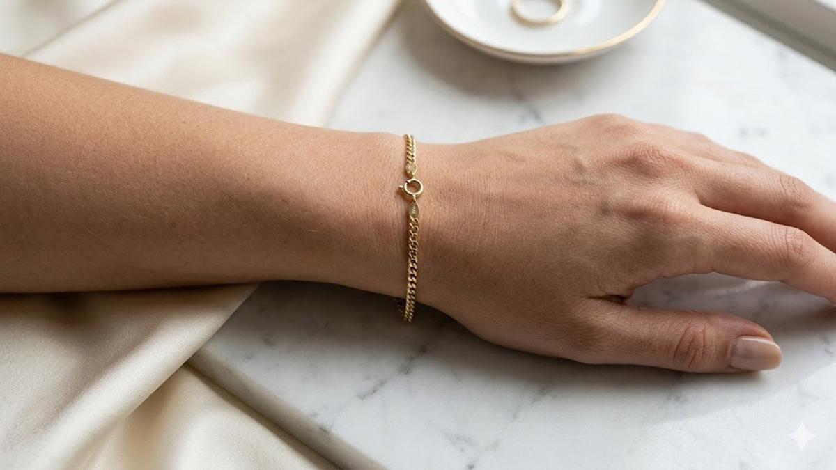 7 Model Gelang Emas Minimalis yang Cocok untuk Investasi Jangka Panjang, Desain Premium Bernilai Tinggi