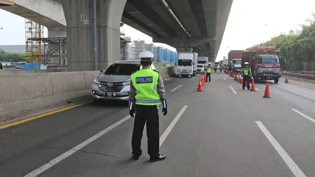 Dirlantas Polda Metro Paksa Putar Balik 20 Ribu Kendaraan